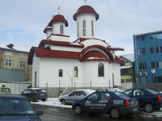 Montaj acoperis Biserica Sfanta Fecioara Maria